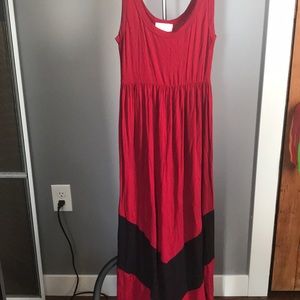 Red & black maxi dress - size small